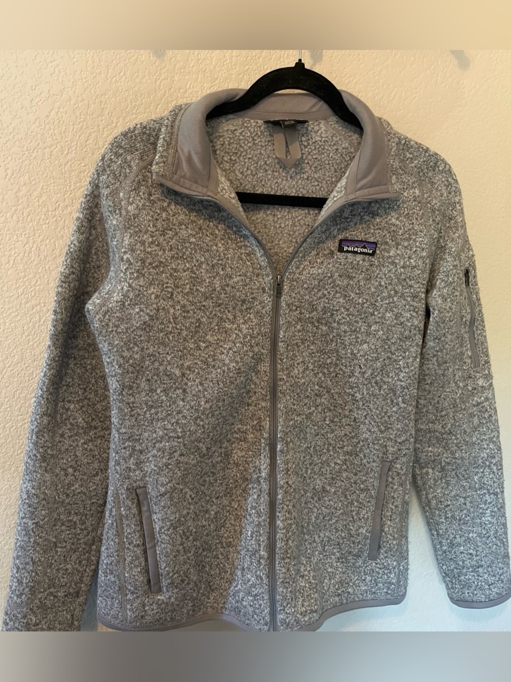 Patagonia Women’s Light Gray Teddy Fleece Zip Jacket